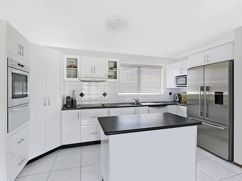 71 Bass Avenue, Killarney Vale NSW 2261