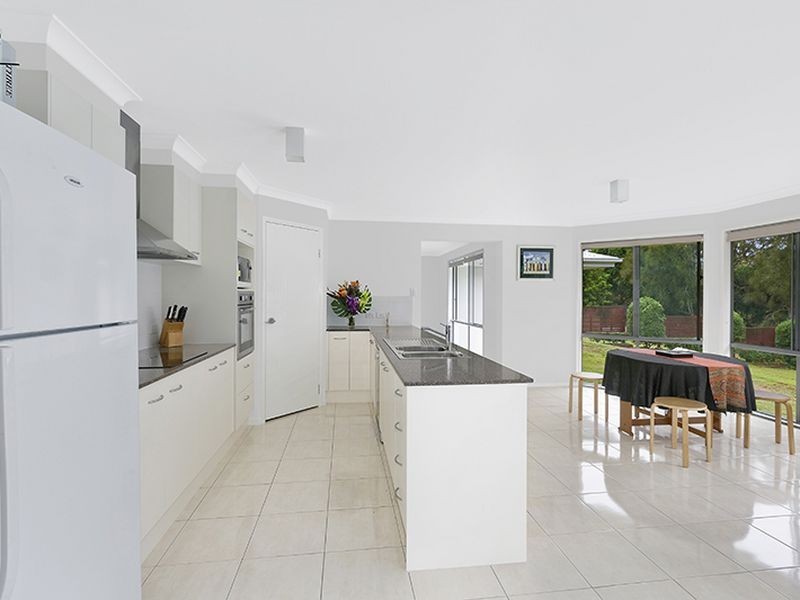 4 Geoffrey Road, Chittaway Point NSW 2261