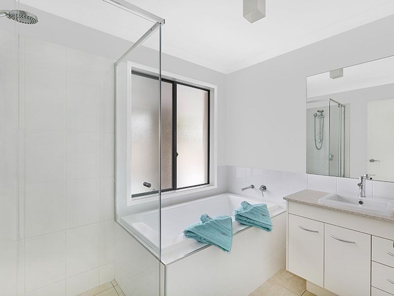 4 Geoffrey Road, Chittaway Point NSW 2261