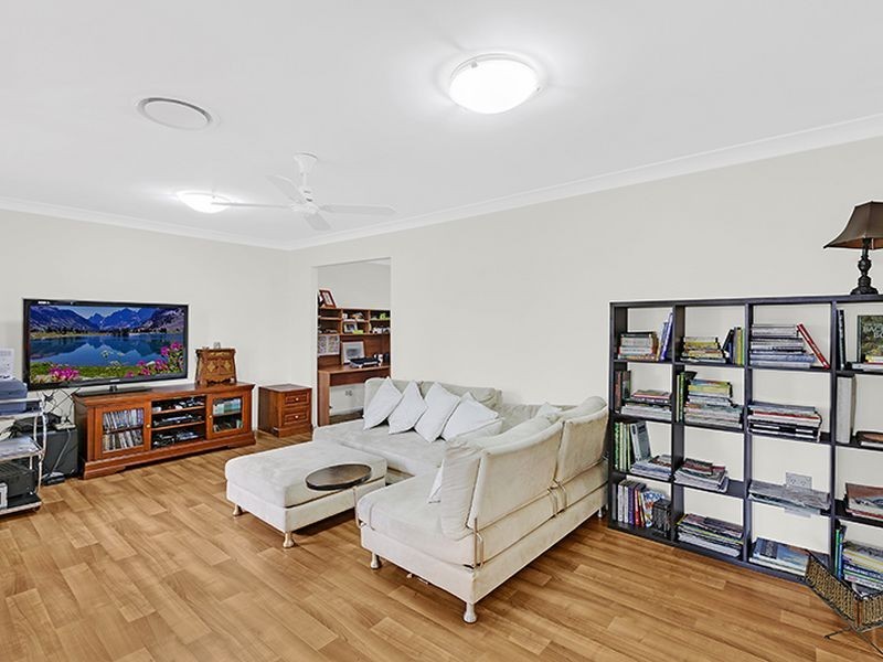 2 Cranbrook Crescent, Killarney Vale NSW 2261