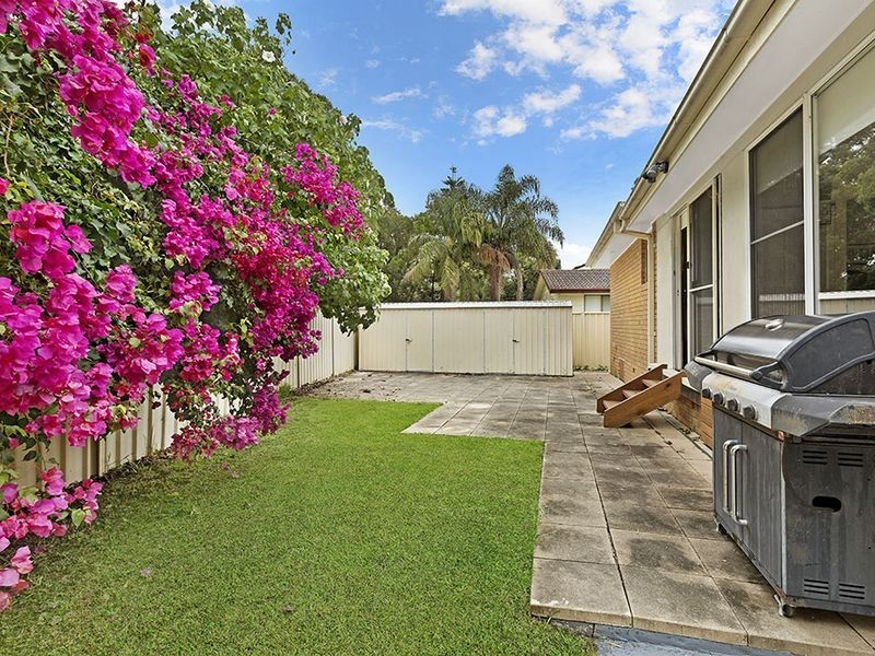 2 Cranbrook Crescent, Killarney Vale NSW 2261