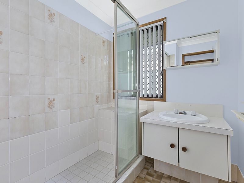 31 Cornish Avenue, Killarney Vale NSW 2261