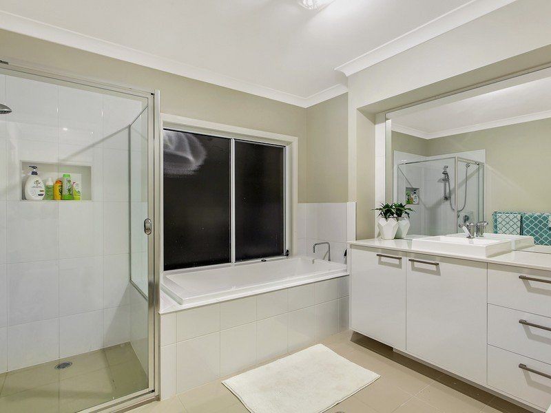 8 Sals Lane, Tumbi Umbi NSW 2261