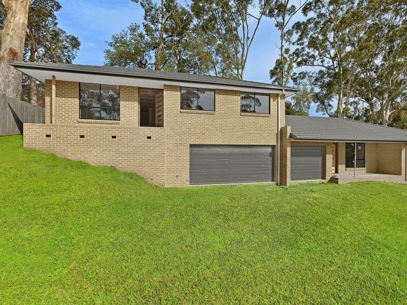 2/3A Eric Place, Berkeley Vale NSW 2261