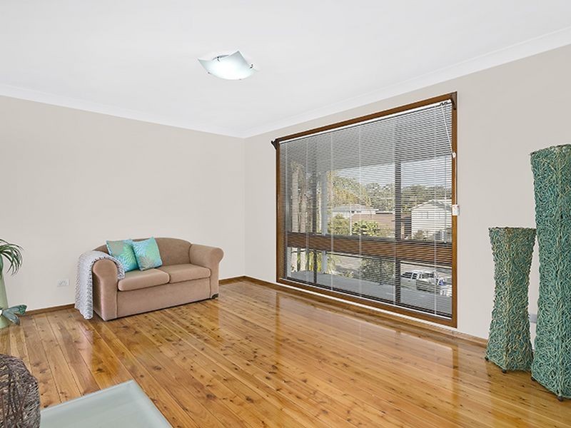 42 Seawind Terrace, Berkeley Vale NSW 2261