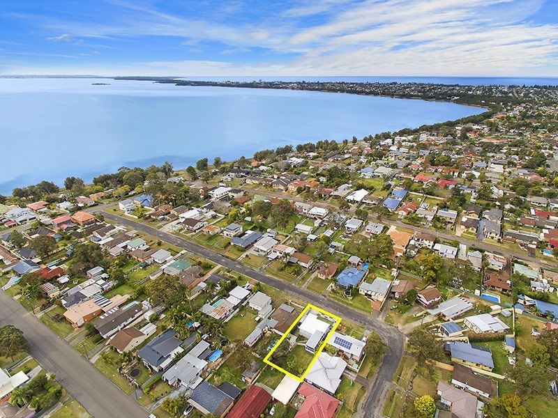 23 George Hely Crescent, Killarney Vale NSW 2261