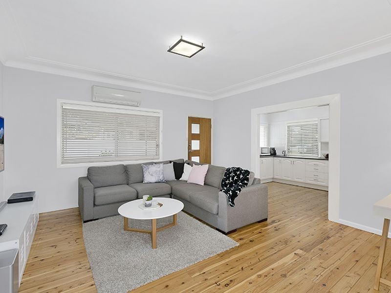 23 George Hely Crescent, Killarney Vale NSW 2261