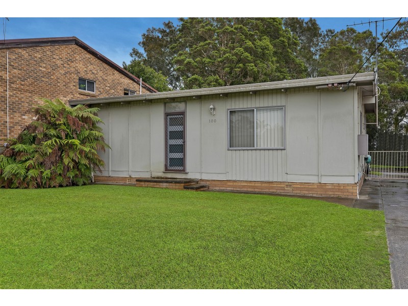 100 Oberon Road, Chittaway Bay NSW 2261