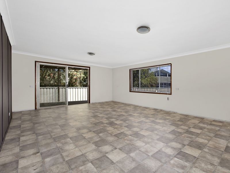 35 Cornish Avenue, Killarney Vale NSW 2261