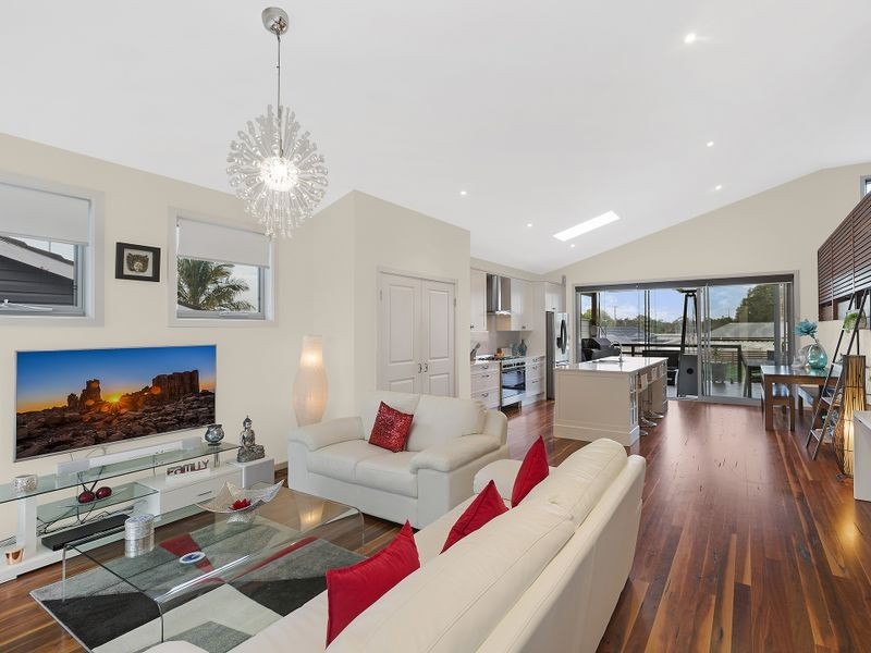 48 Hume Boulevard, Killarney Vale NSW 2261