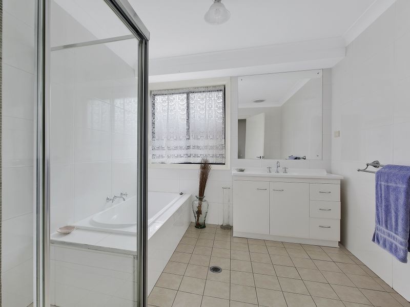 20A Carlyon Street, Killarney Vale NSW 2261