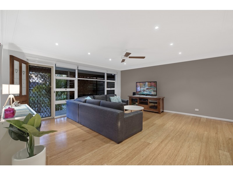 10 Cornish Avenue, Killarney Vale NSW 2261