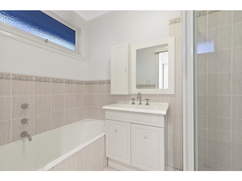 10 Cornish Avenue, Killarney Vale NSW 2261