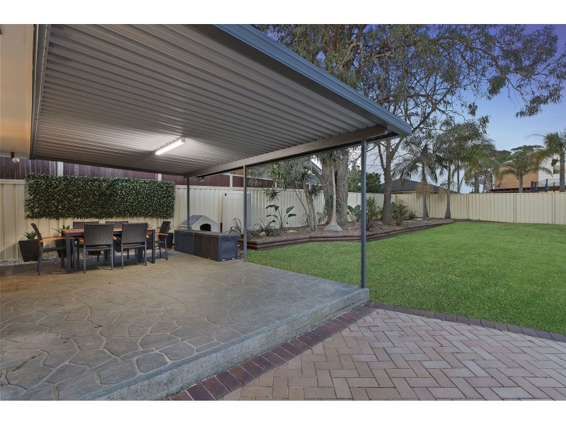 10 Cornish Avenue, Killarney Vale NSW 2261