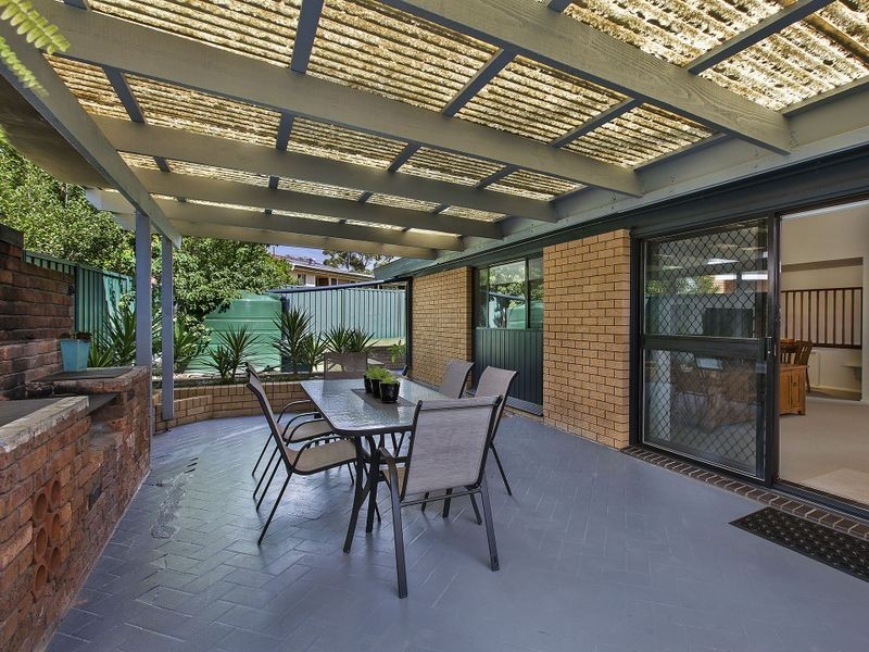 83 Brooke Avenue, Killarney Vale NSW 2261