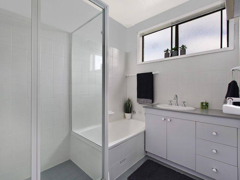 83 Brooke Avenue, Killarney Vale NSW 2261