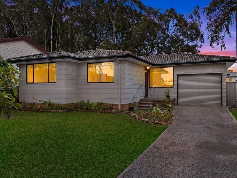 25 Platypus Road, Berkeley Vale NSW 2261