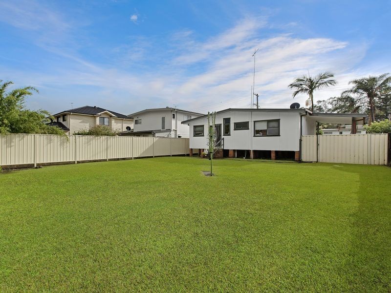 20 Hinemoa Avenue, Killarney Vale NSW 2261