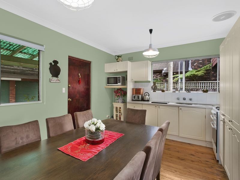 38 Kerry Crescent, Berkeley Vale NSW 2261