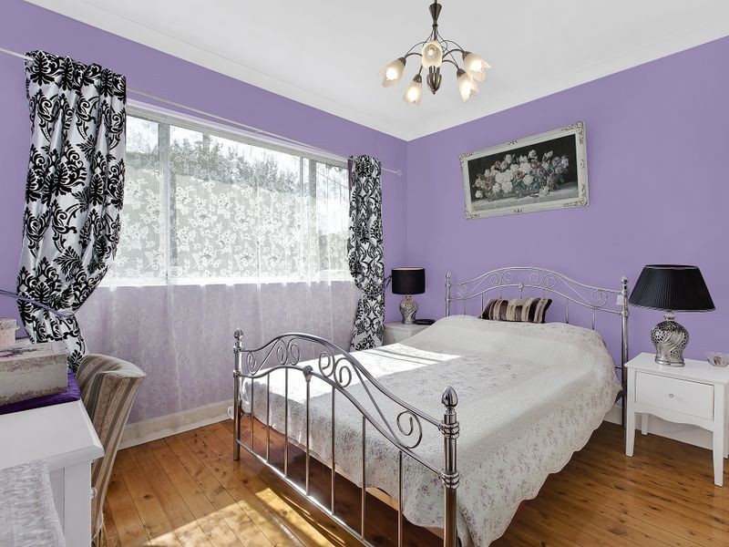 38 Kerry Crescent, Berkeley Vale NSW 2261