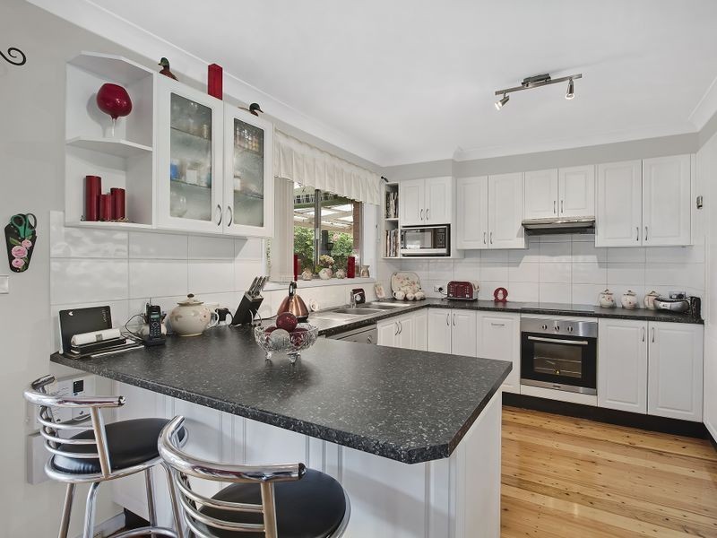 21 Ruskin Row, Killarney Vale NSW 2261