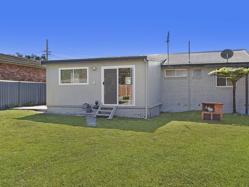 12 Sturt Street, Killarney Vale NSW 2261