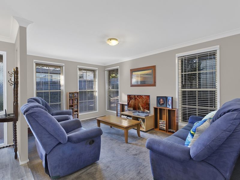 25A Carlyon Street, Killarney Vale NSW 2261