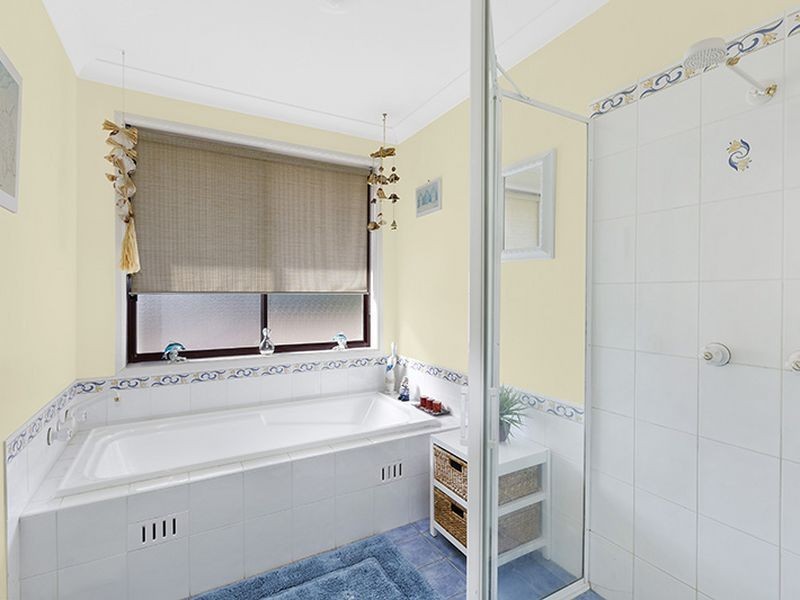 7 Holland Pl, Tumbi Umbi NSW 2261