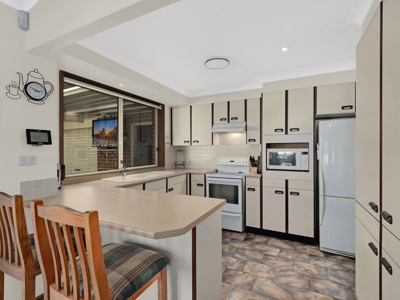 34 Trelawney Street, Killarney Vale NSW 2261