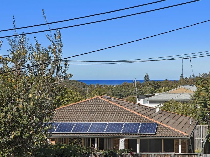 5 Warrina Street, Wamberal NSW 2260