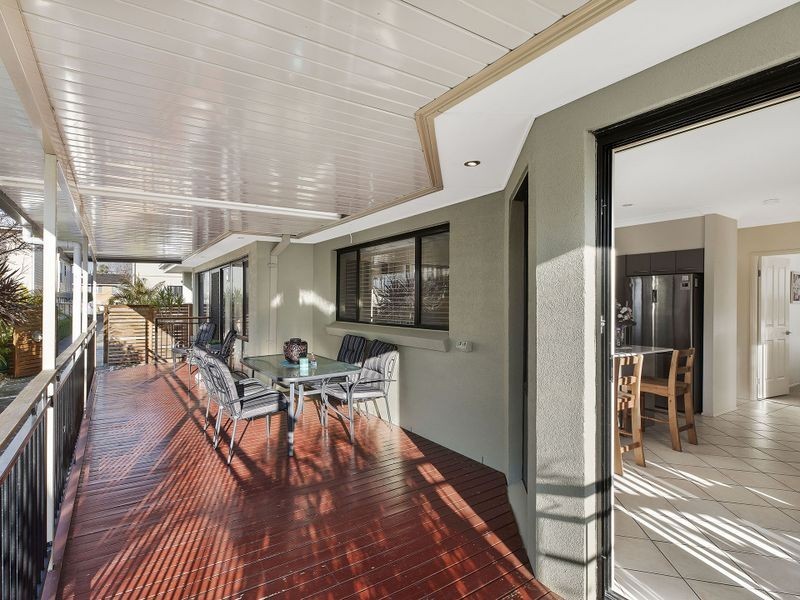 5A Carlyon Street, Killarney Vale NSW 2261