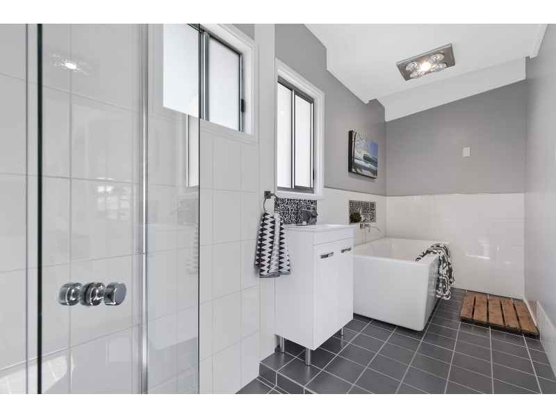 2 Mackay Drive, Tumbi Umbi NSW 2261