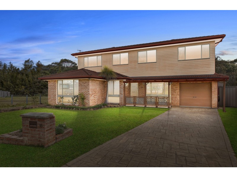15 Vaughan Close, Killarney Vale NSW 2261