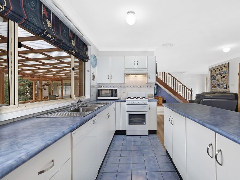 15 Vaughan Close, Killarney Vale NSW 2261