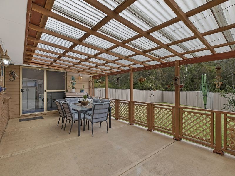 15 Vaughan Close, Killarney Vale NSW 2261