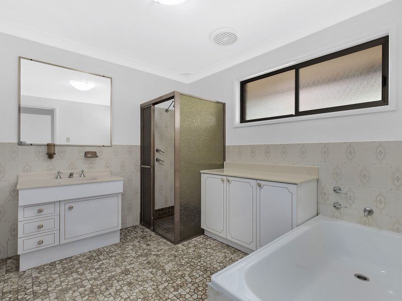 3 Packard Close, Killarney Vale NSW 2261