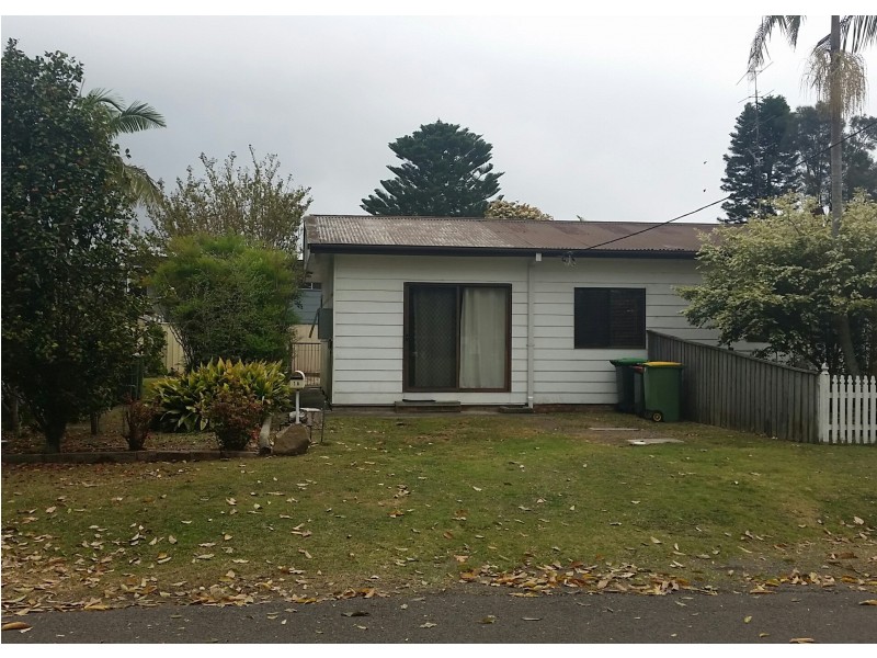 1A Sunshine Avenue, Chittaway Point NSW 2261