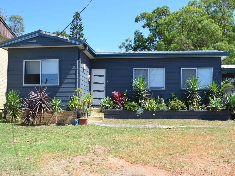 33 South Street, Killarney Vale NSW 2261