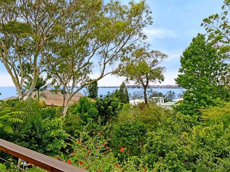 16 Aubrey Street, Killarney Vale NSW 2261