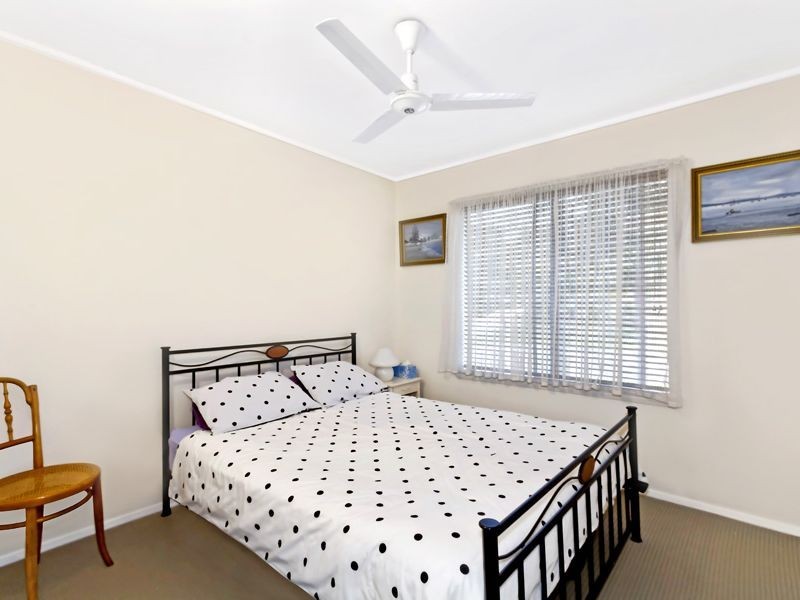 16 Aubrey Street, Killarney Vale NSW 2261