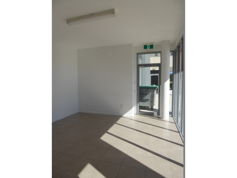 Unit 6/1 Fairtrader Drive, Yamba NSW 2464