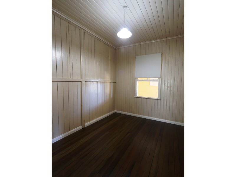 6 Clarence Street, Maclean NSW 2463