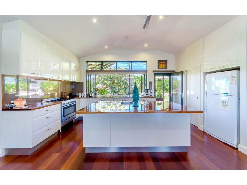 12 Island View Road, Woombah NSW 2469