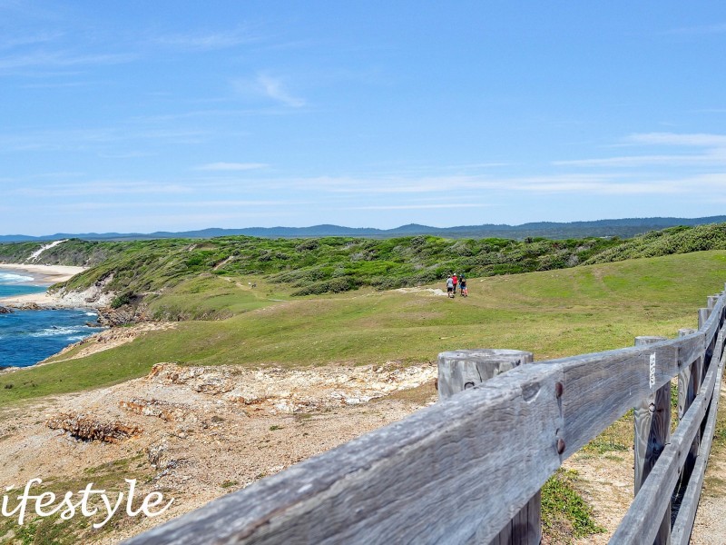 88 Ocean Road, Brooms Head NSW 2463