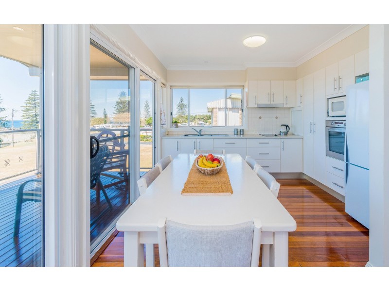 69 Ocean Road, Brooms Head NSW 2463