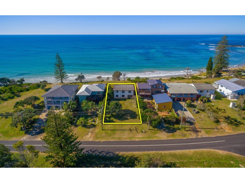 41 Ocean Road, Brooms Head NSW 2463