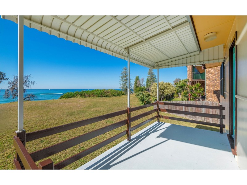 41 Ocean Road, Brooms Head NSW 2463