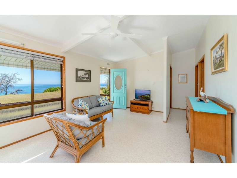41 Ocean Road, Brooms Head NSW 2463