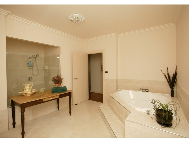 9 Whispering Pines, Gulmarrad NSW 2463