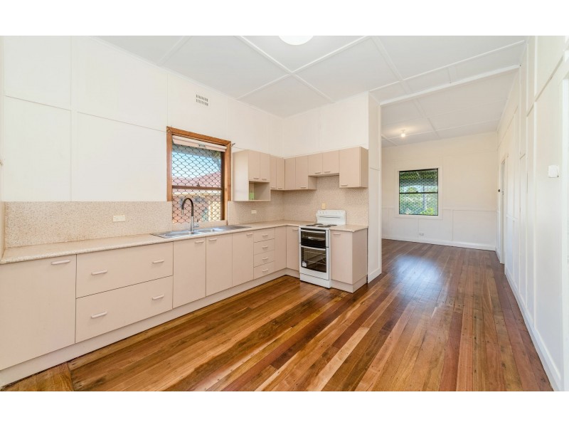 11 Taloumbi Street, Maclean NSW 2463